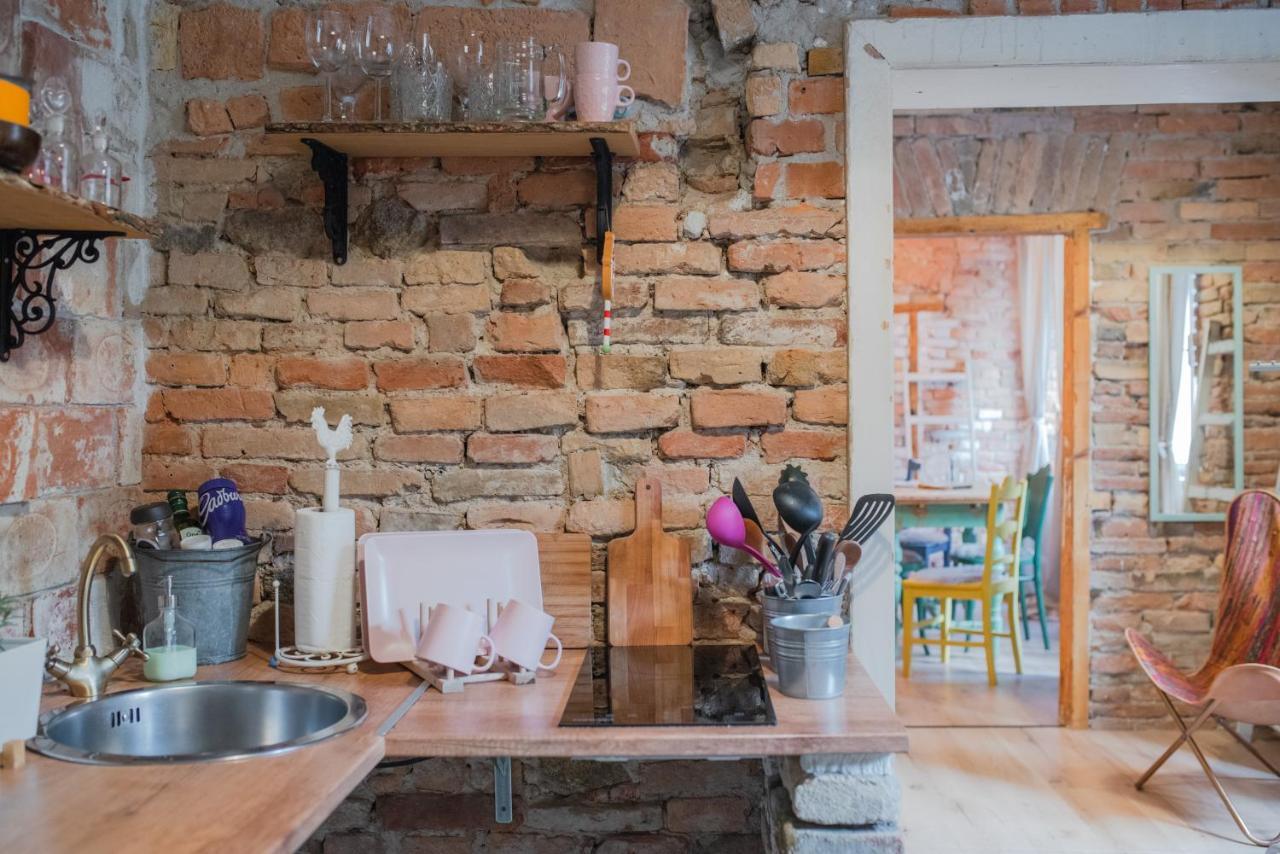 Accommodation At The Folklore Apartment Bratislava Bagian luar foto